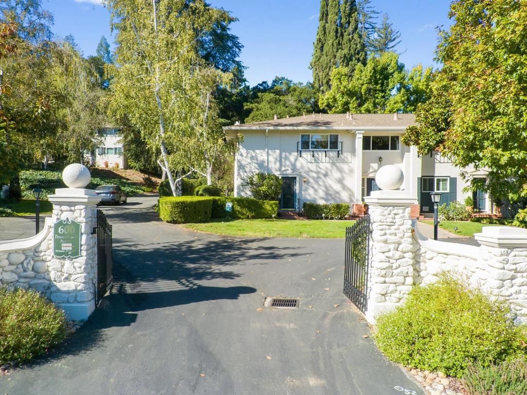 600 Pennsylvania Avenue 21, Los Gatos, CA 95030