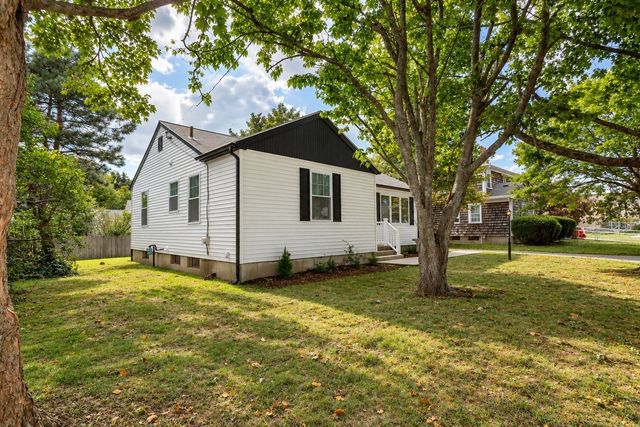 279 Caroline St, New Bedford, MA 02740