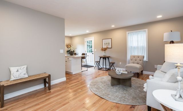 279 Caroline St, New Bedford, MA 02740