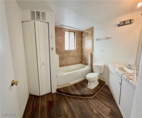 913 Bonita Avenue, Las Vegas, NV 89104