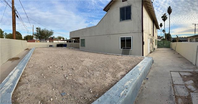 913 Bonita Avenue, Las Vegas, NV 89104