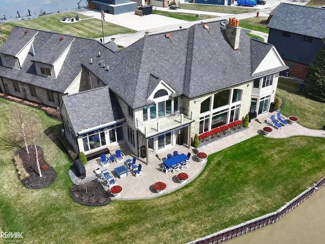 501 Lathrop Avenue, Algonac, MI 48001