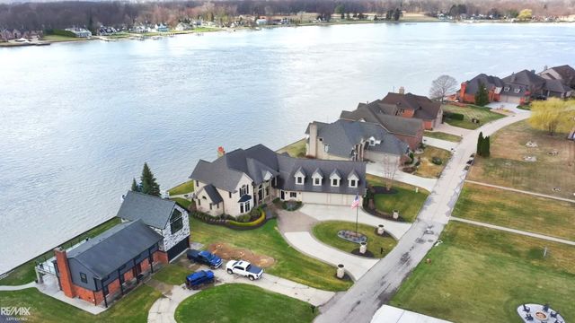 501 Lathrop Avenue, Algonac, MI 48001