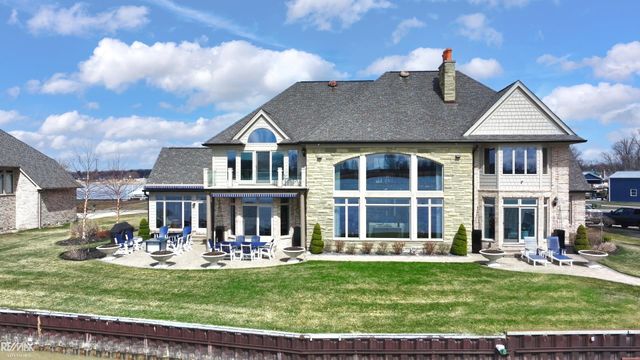 501 Lathrop Avenue, Algonac, MI 48001
