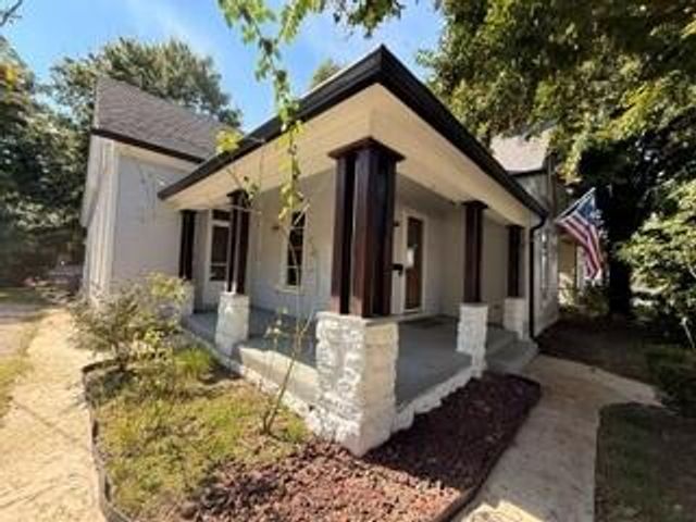 136 E Broadway Avenue, Richmond, KY 40475