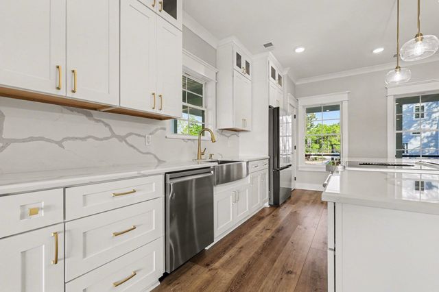 600 Elizabeth Dr., Murrells Inlet, SC 29576