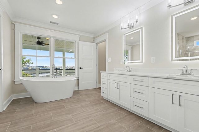 600 Elizabeth Dr., Murrells Inlet, SC 29576