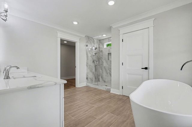 600 Elizabeth Dr., Murrells Inlet, SC 29576