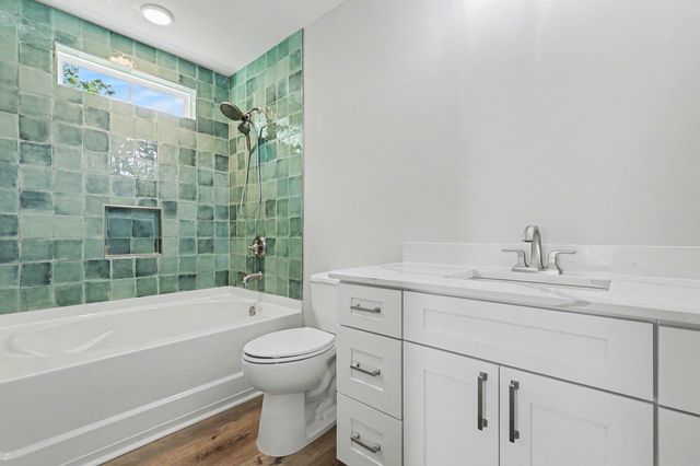 600 Elizabeth Dr., Murrells Inlet, SC 29576