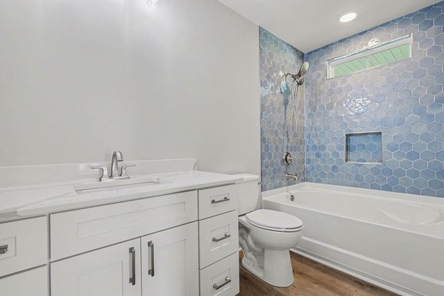 600 Elizabeth Dr., Murrells Inlet, SC 29576