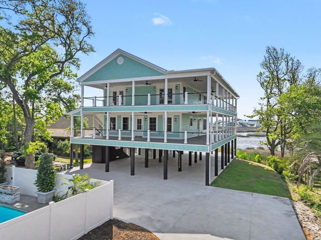 600 Elizabeth Dr., Murrells Inlet, SC 29576