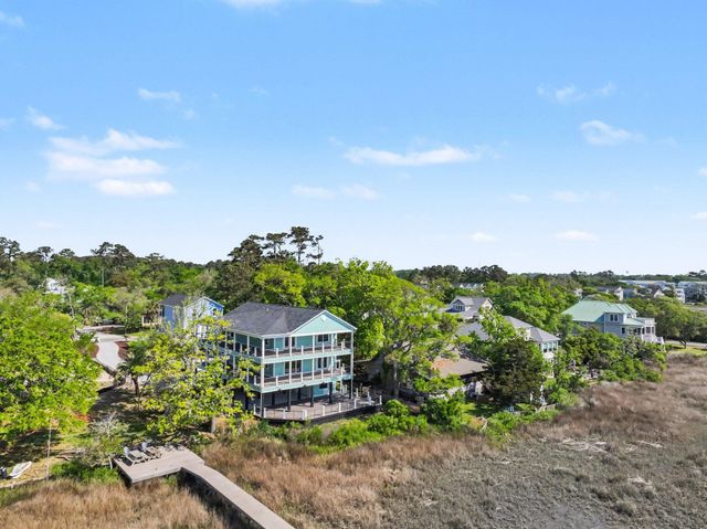 600 Elizabeth Dr., Murrells Inlet, SC 29576