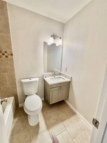 809 Cielo Vista Drive, Grand Prairie, TX 75052