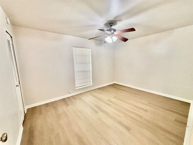 809 Cielo Vista Drive, Grand Prairie, TX 75052