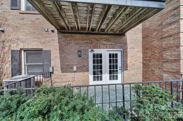 1012 Queens Road B, Charlotte, NC 28207