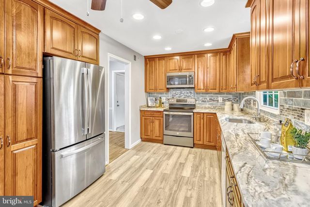 10700 JOHN TURLEY PL, Fairfax, VA 22032