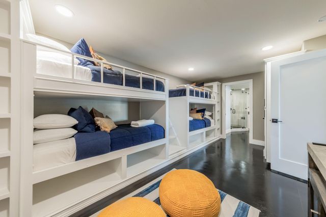 516 Deckhouse DR, Point Venture, TX 78645