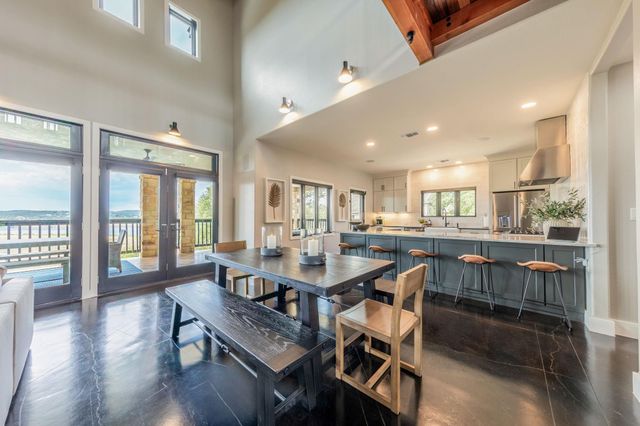 516 Deckhouse DR, Point Venture, TX 78645