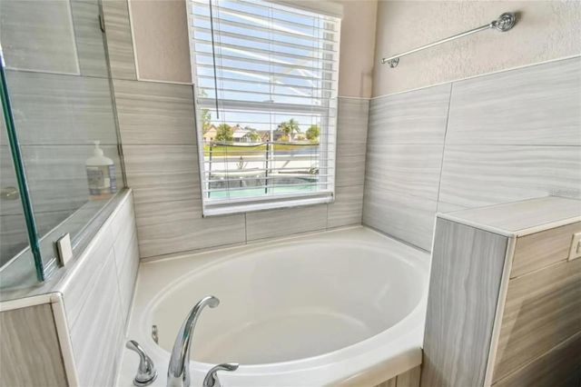 7829 ELMSTONE CIRCLE, Orlando, FL 32822