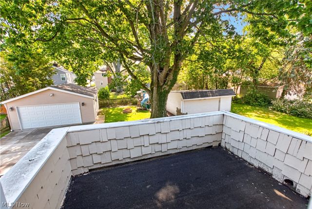 2649 Lakeview Avenue, Rocky River, OH 44116