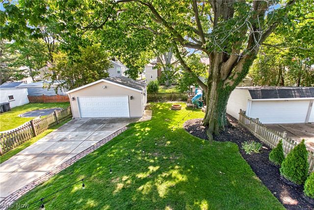 2649 Lakeview Avenue, Rocky River, OH 44116
