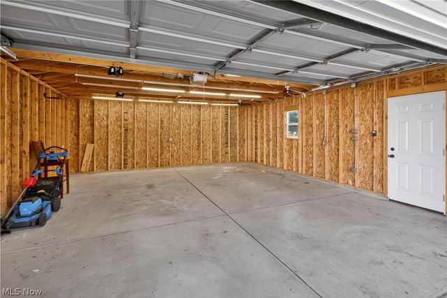 2649 Lakeview Avenue, Rocky River, OH 44116