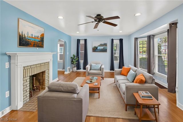 2649 Lakeview Avenue, Rocky River, OH 44116
