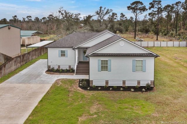 1030 White Cap Road, Sulphur, LA 70665