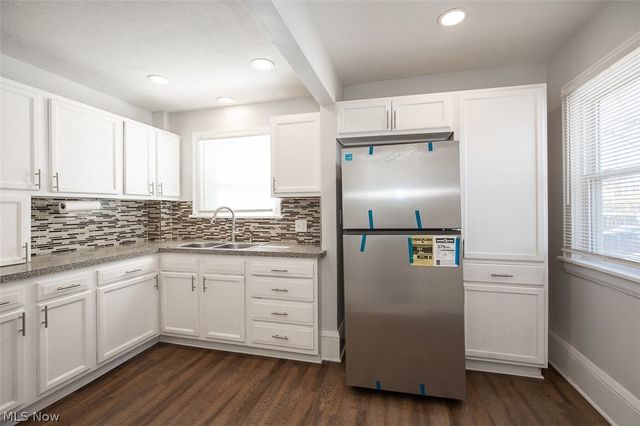 826 Dover Avenue, Akron, OH 44320