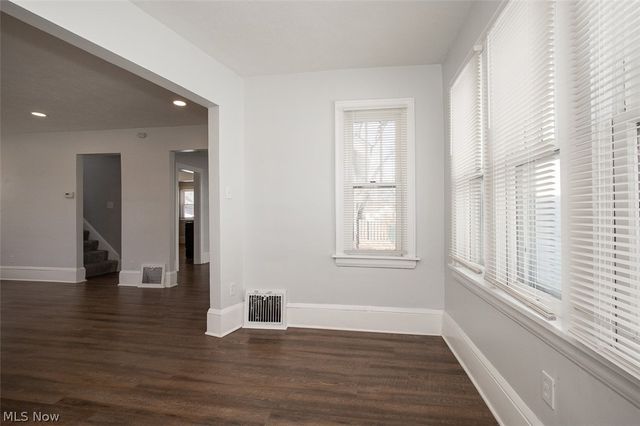 826 Dover Avenue, Akron, OH 44320