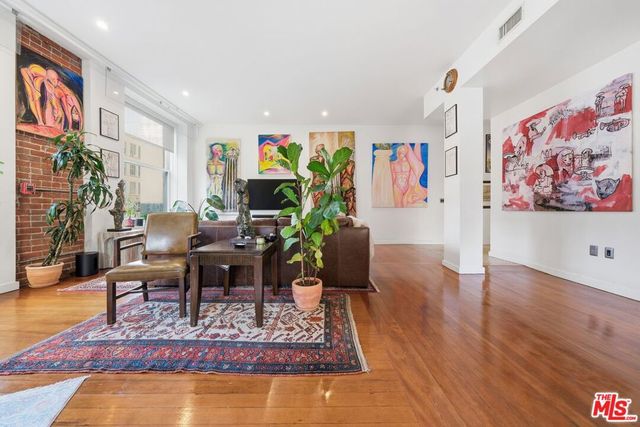 257 S Spring Street 2M, Los Angeles, CA 90012