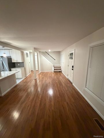 26144 Tawas Street, Madison Heights, MI 48071