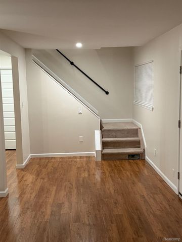 26144 Tawas Street, Madison Heights, MI 48071