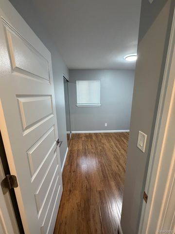 26144 Tawas Street, Madison Heights, MI 48071