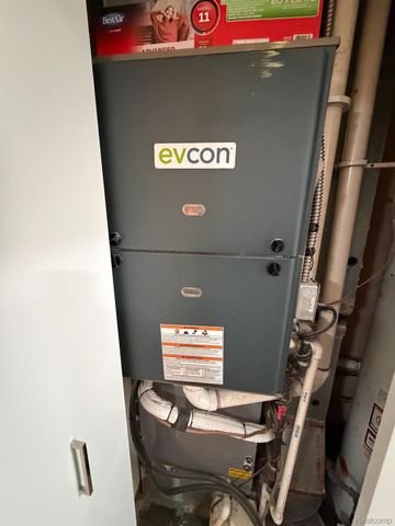 26144 Tawas Street, Madison Heights, MI 48071