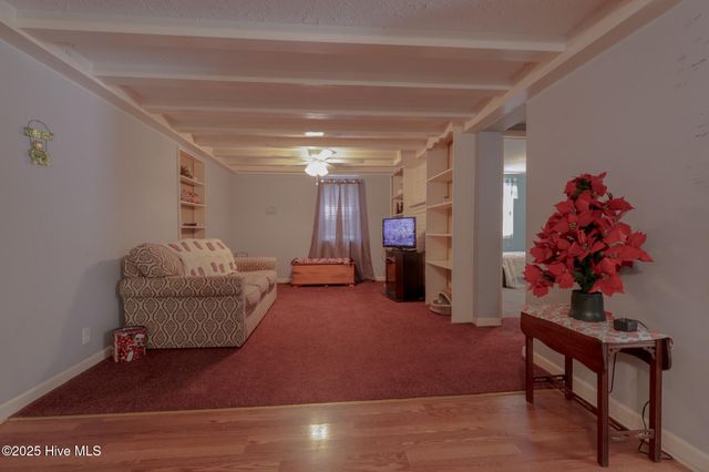 178 Stanley Street, West End, NC 27376
