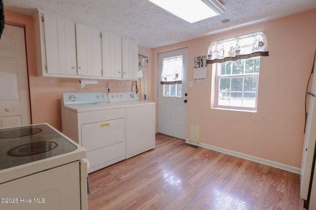 178 Stanley Street, West End, NC 27376