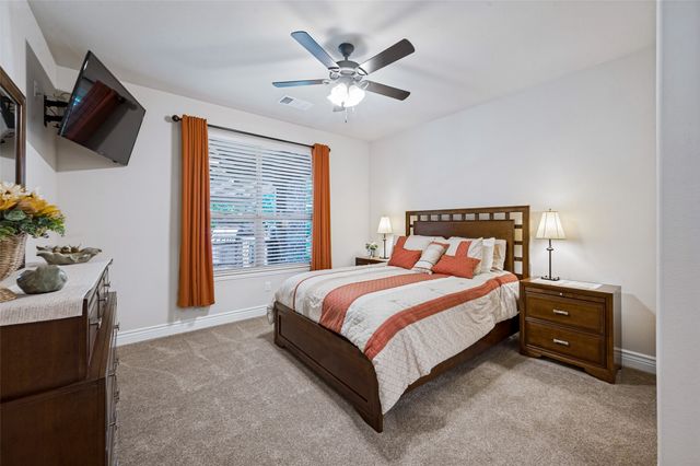 12509 Lockhart Drive, Denton, TX 76207