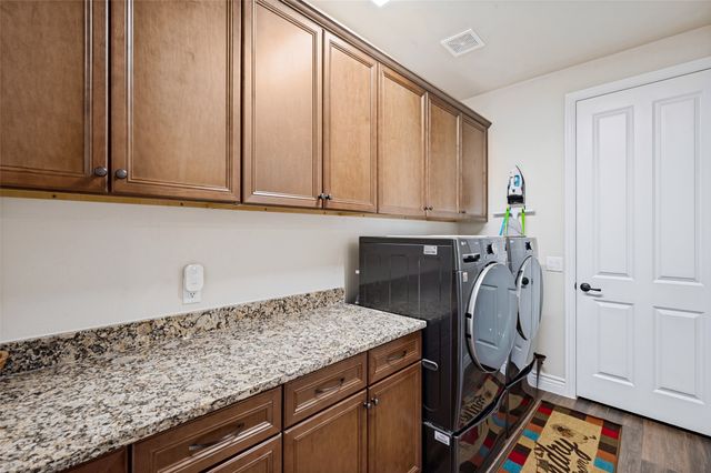12509 Lockhart Drive, Denton, TX 76207