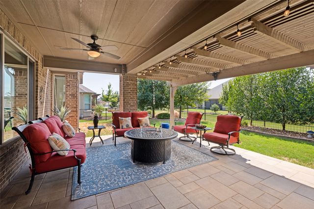 12509 Lockhart Drive, Denton, TX 76207