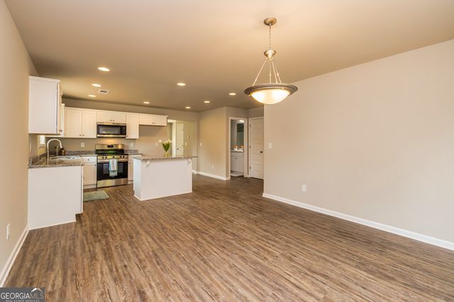 1669 Graystone Drive, Hampton, GA 30228