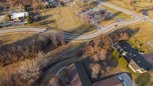123 & 127 Venturi Drive, Chesterton, IN 46304