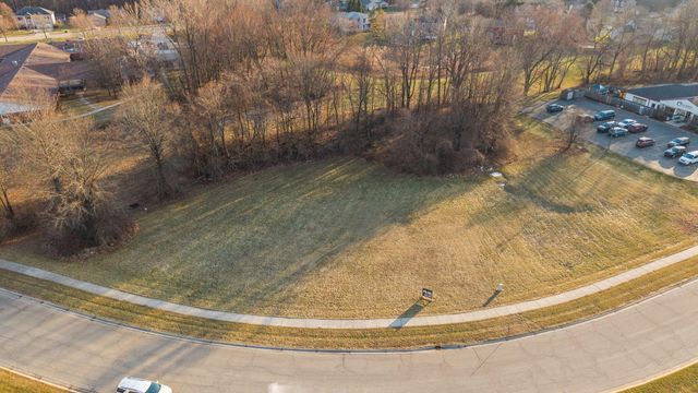 123 & 127 Venturi Drive, Chesterton, IN 46304