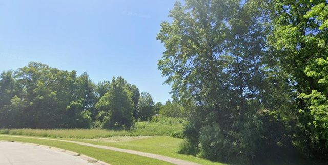 123 & 127 Venturi Drive, Chesterton, IN 46304