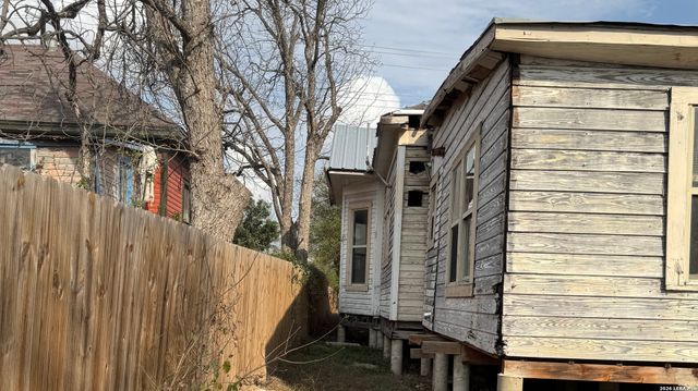 511 Olive, San Antonio, TX 78202