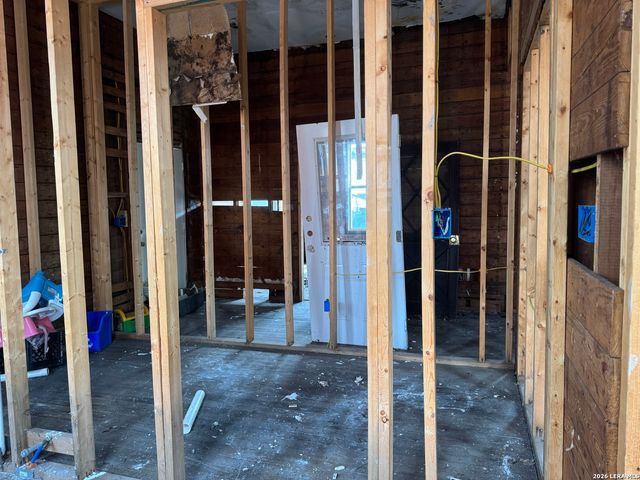 511 Olive, San Antonio, TX 78202