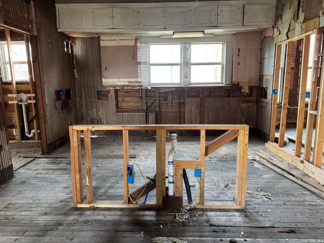 511 Olive, San Antonio, TX 78202