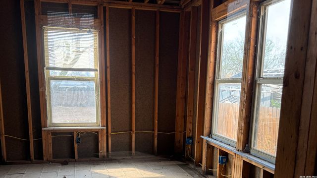 511 Olive, San Antonio, TX 78202