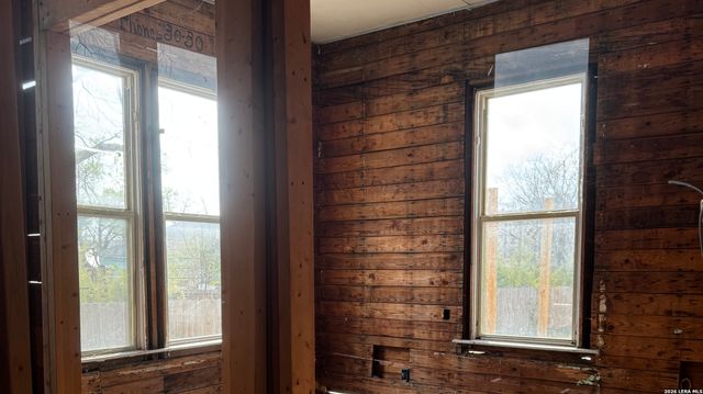 511 Olive, San Antonio, TX 78202