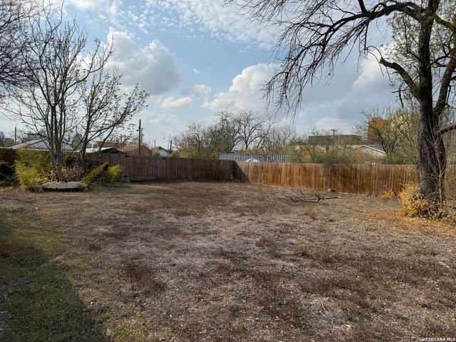 511 Olive, San Antonio, TX 78202
